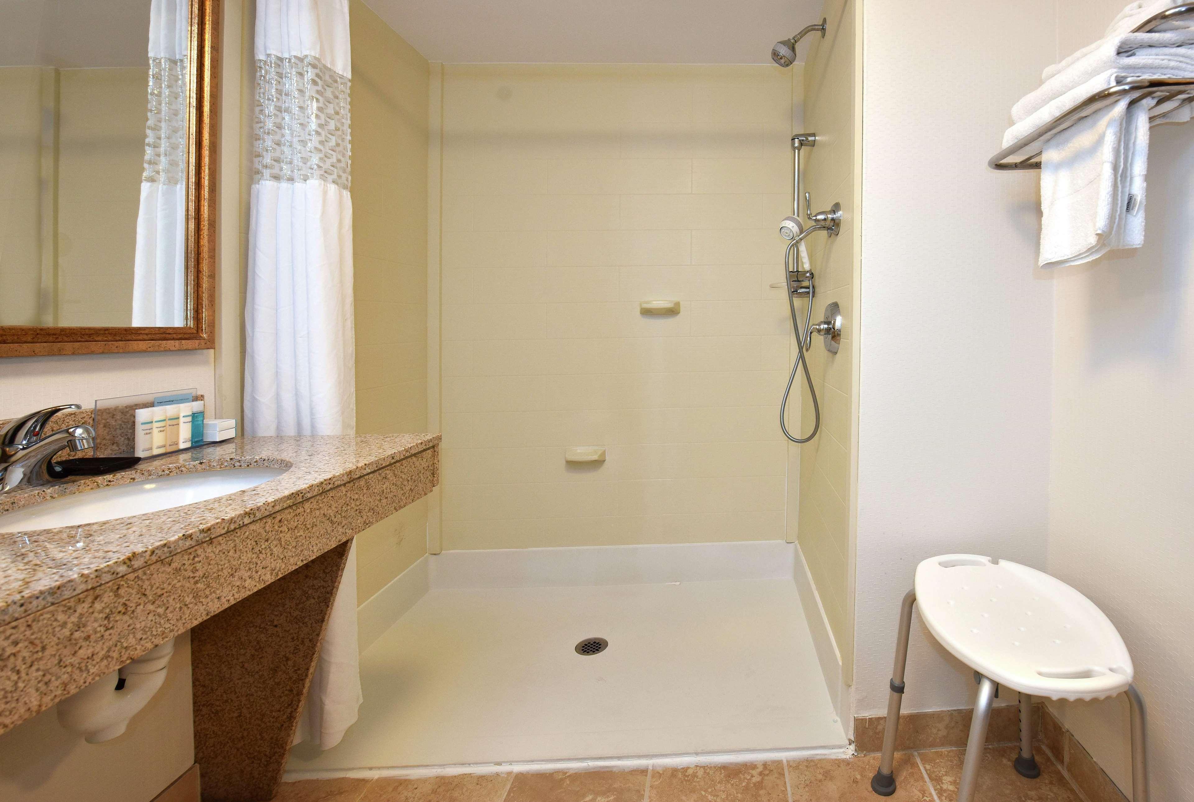 Hampton Inn Alexander City Exterior photo